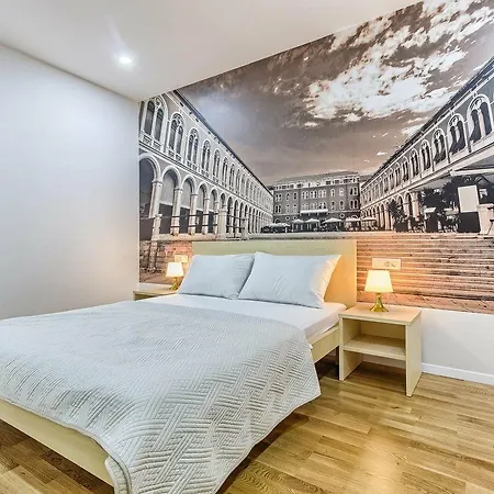 Urban Casa de hóspedes 3*
