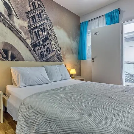 Guest house Urban 3*